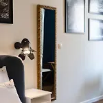 Photel 4*