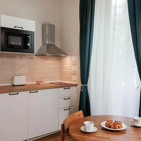 Photel Apartament 4*