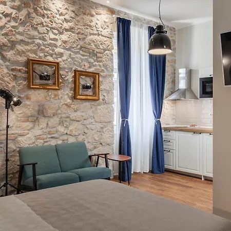Photel 4*